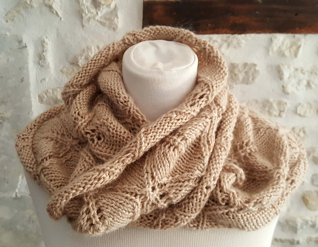 Ash Leaf Cowl