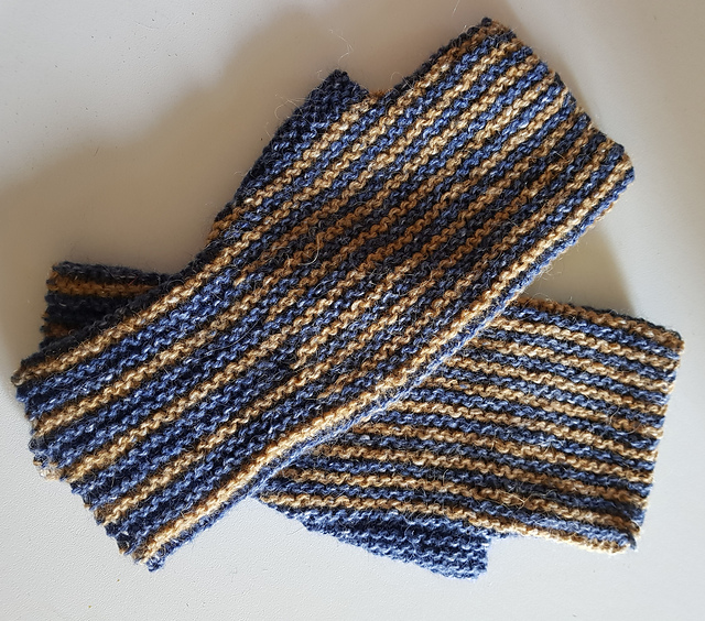 Ridge mittens