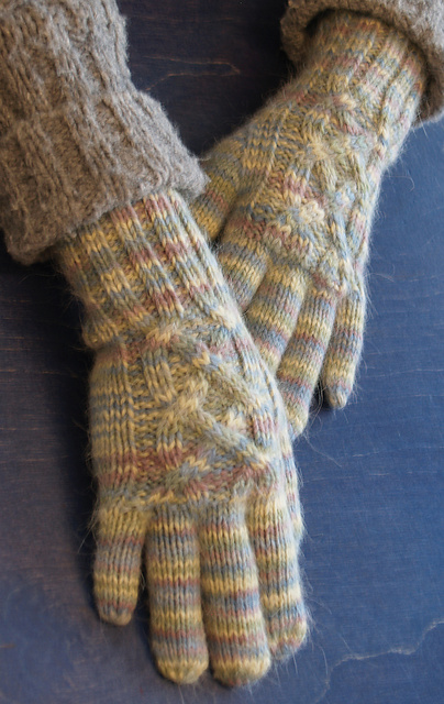 Offhand Gloves