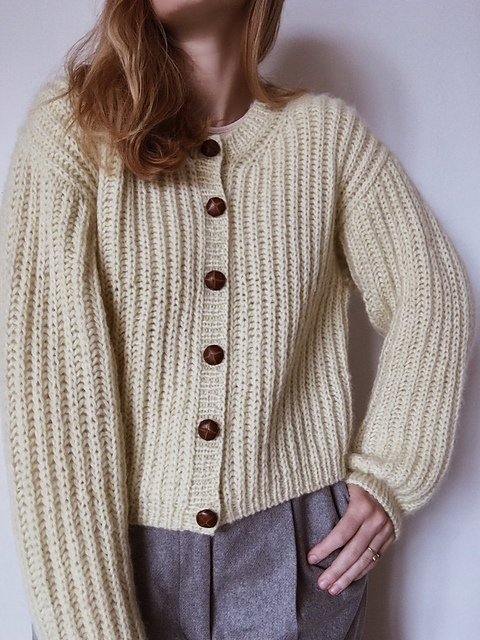 Vest No. 3 - Knitting Pattern in English – • MY FAVOURITE THINGS • KNITWEAR