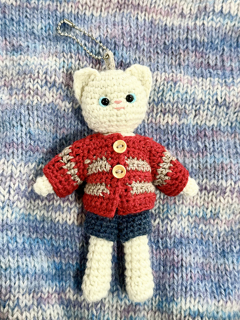 kitty key chain Knitty