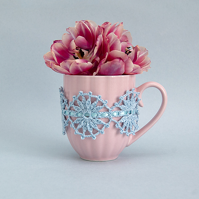 Lace border for the cup