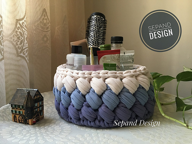 Puffy t shirt yarn basket