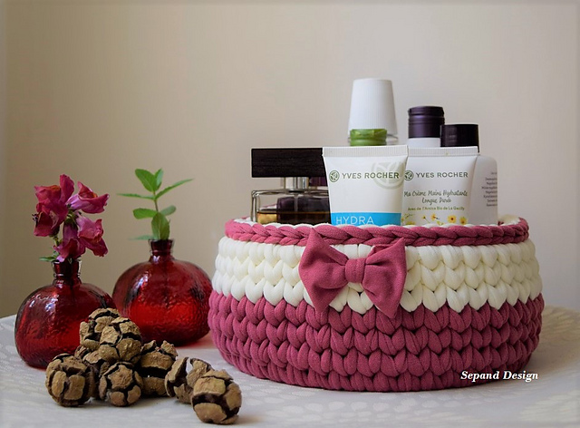 Tshirt yarn CSC basket