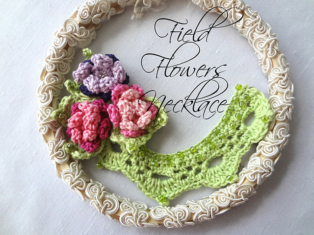 Field Flowers Necklace