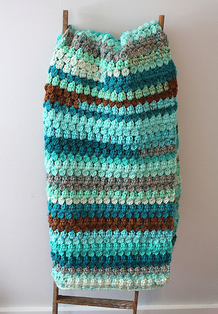 Tidal Pool Chunky Blanket