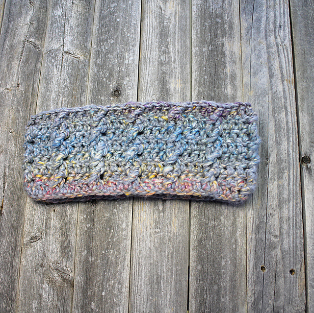 Twisted Lines Cowl
