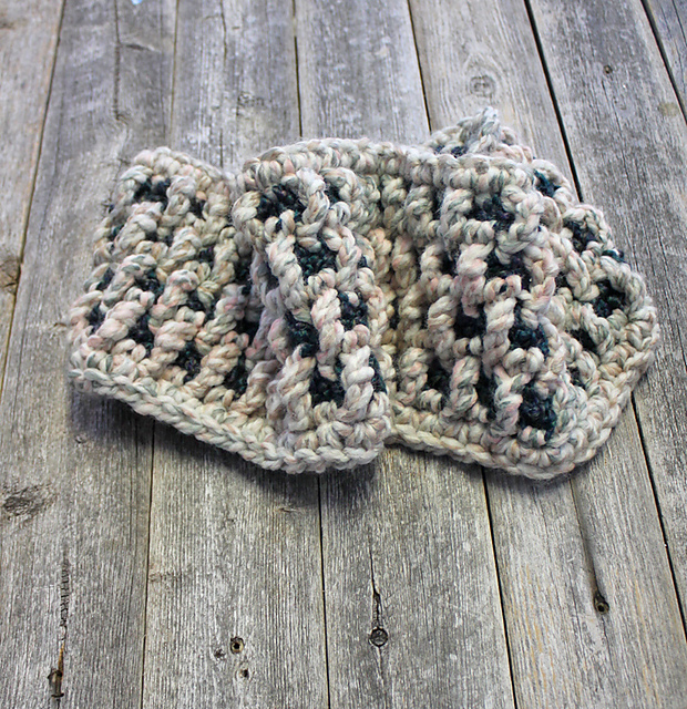 Window Pane Chunky Cowl
