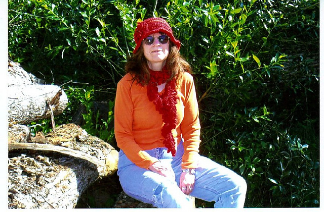 Boa Scarf w/Matching Hat & opt. Flower