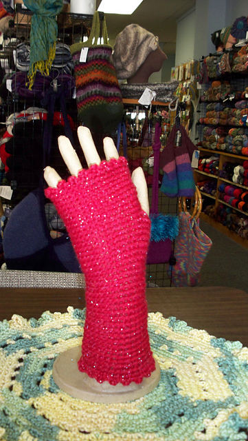 Handwarmers One Crochet  (9 1/2" long) including edgings