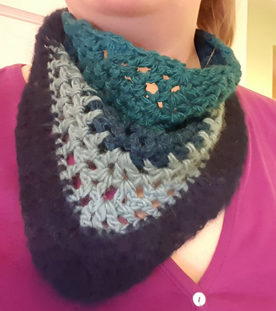 Sampler Kerchief Crochet