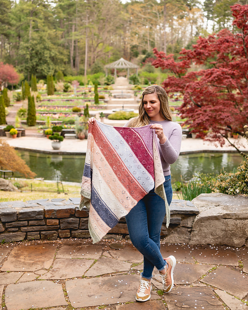 The Fleur Shawl