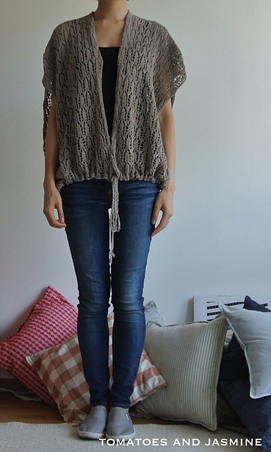 p. 34 Lace Vest started from the shoulder