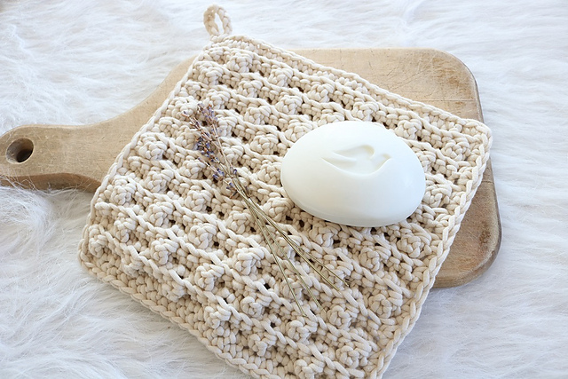 Snowy Suds Washcloth