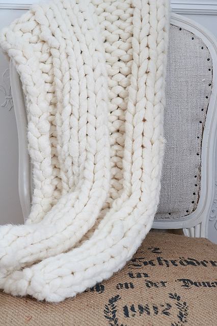 Chunky Lap Throw