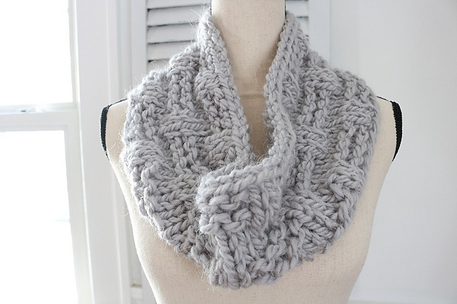 Basket Stitch Chunky Cowl