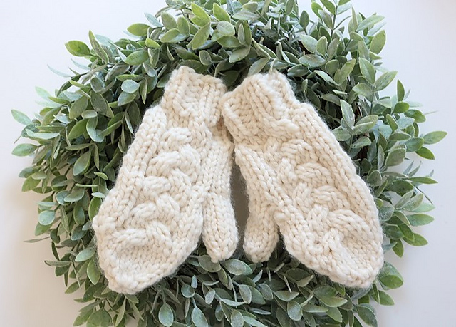 Chunky Cable Mittens