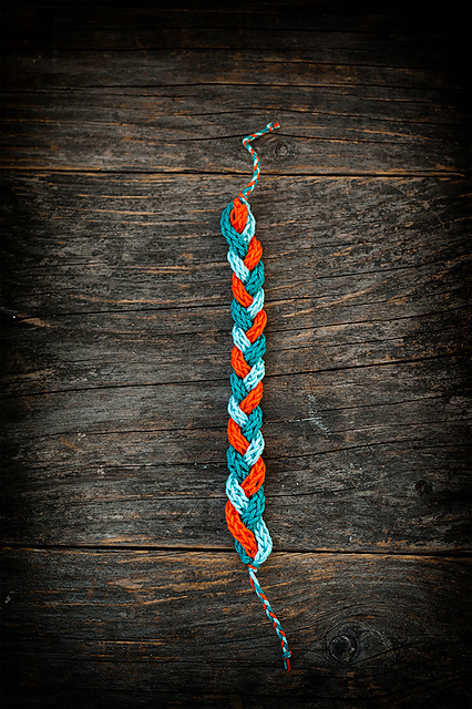 3 colors I-cord bracelet