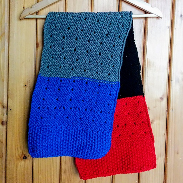 4 colors scarf for a child