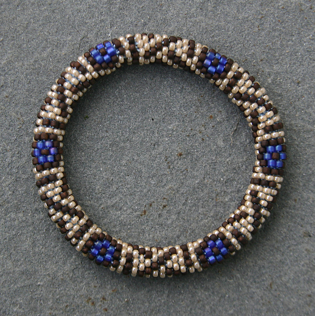Rattan 8-around