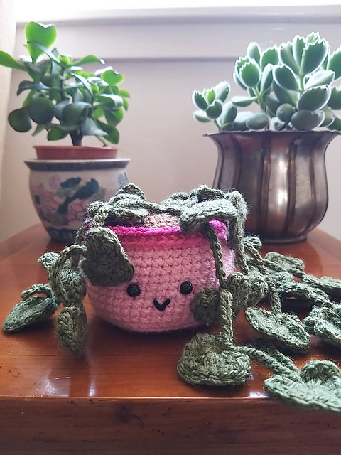 String of Hearts Amigurumi