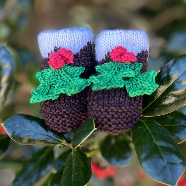 Christmas Pudding Booties