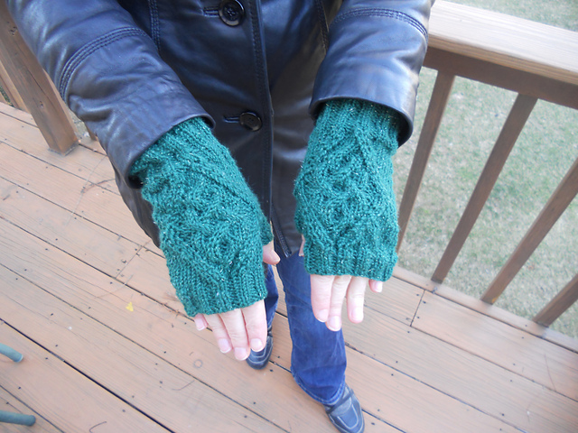 Iced Jewels Mitts