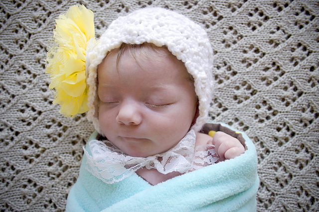 Willowgreen Lace Bonnet