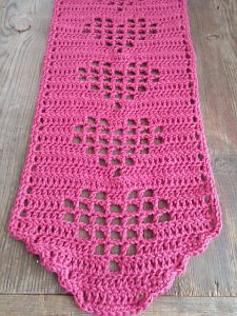 Heart Table Runner