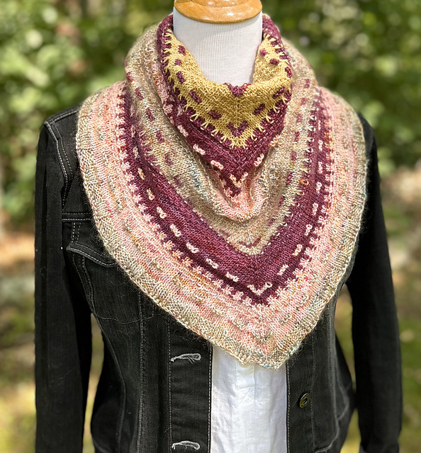 Ravelry: Sandy Cove Cowl pattern by : : : Katie Degroff Knits : : :