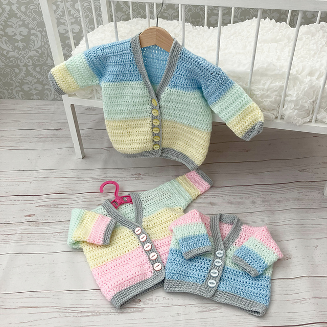 Ravelry: V-Neck Baby Cardigan pattern by ShiFio's Patterns
