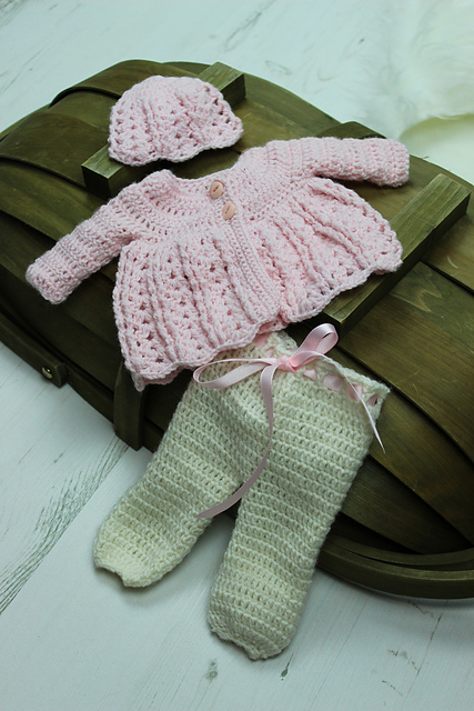 369  -  10"-12" and 14"-16" doll outfit #369