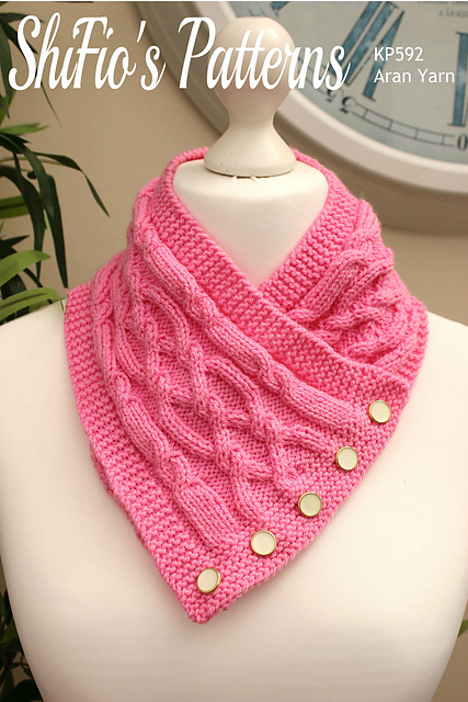 Cabled Neck Warmer Scarf