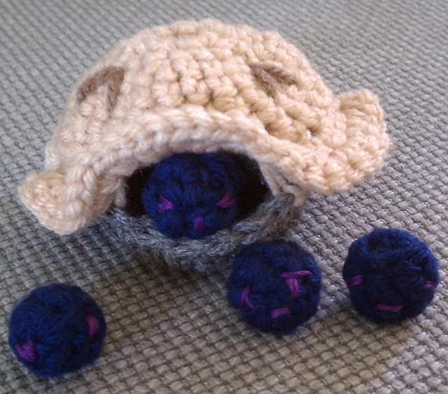 Blueberry Pie Magnet Set