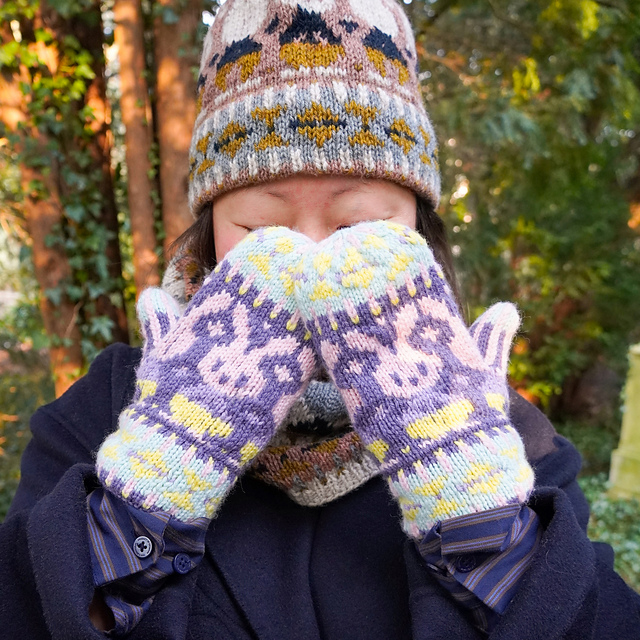 Tokki Mittens
