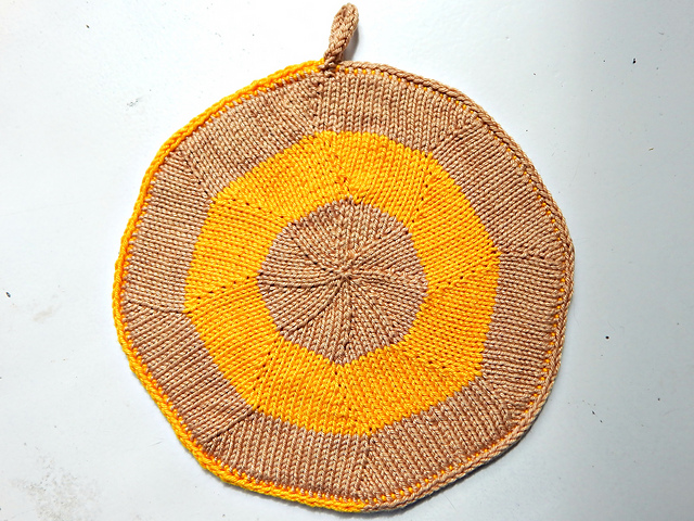 Bullseye potholder