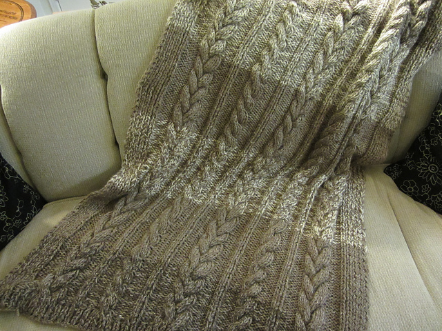 Chunky Cable Throw
