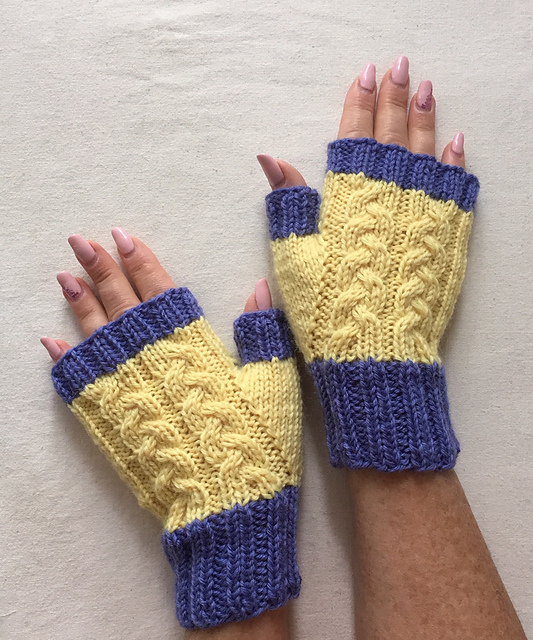 Fingerless Mitts