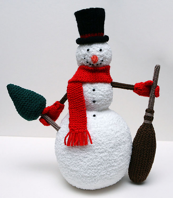 Ravelry: Let It Snow! pattern by Alan Dart
