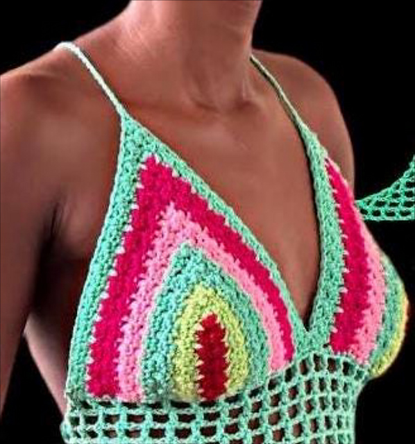 Textured mesh top