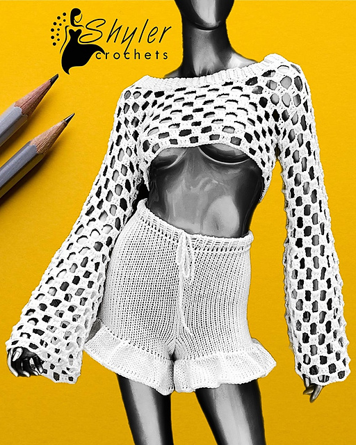 Cropped sleeves