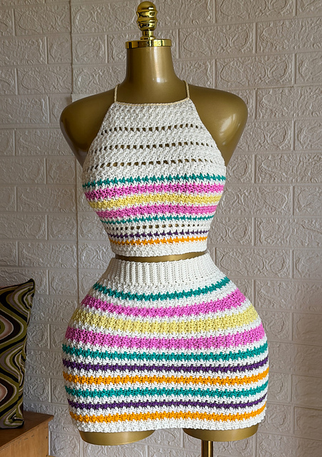 Textured mesh halter top