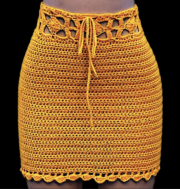 Motif skirt