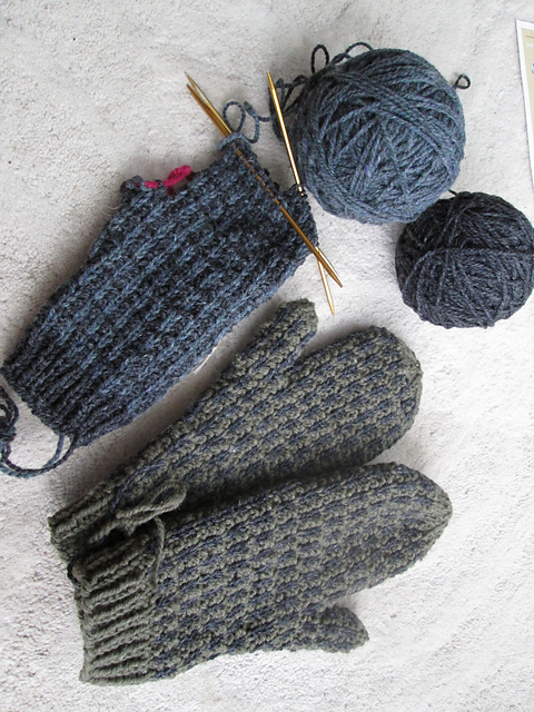 Rough and Tumble Brick Mitts