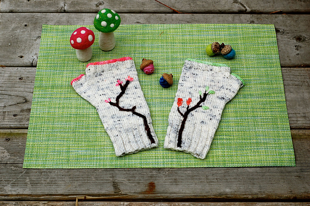 Spring & Fall Embroidery Mitts