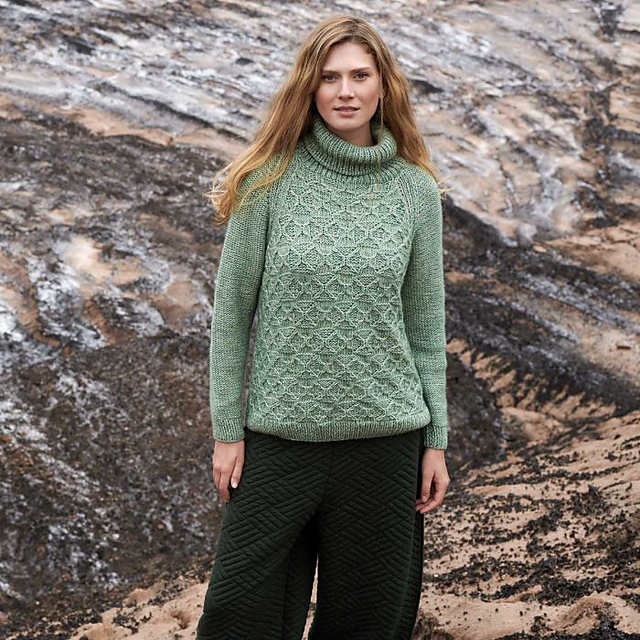 Womens Cabled Sweater (6309-17)