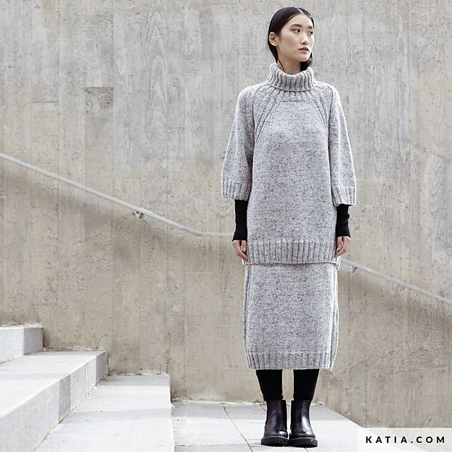 Womens Sweater & Skirt Set (6185-1)
