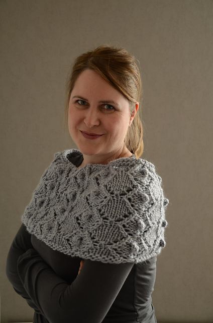 Burst Your Bobble Cowl
