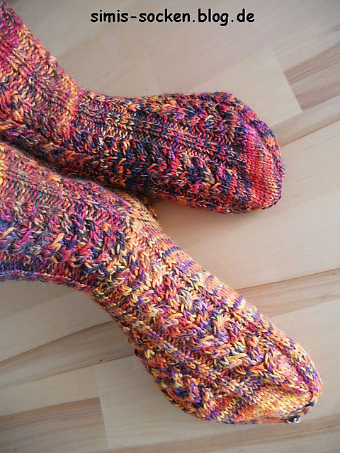 Modell 12 - Socken Fuchsienbeet