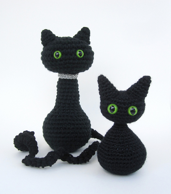 Cat or Kitten Amigurumi Halloween Decoration